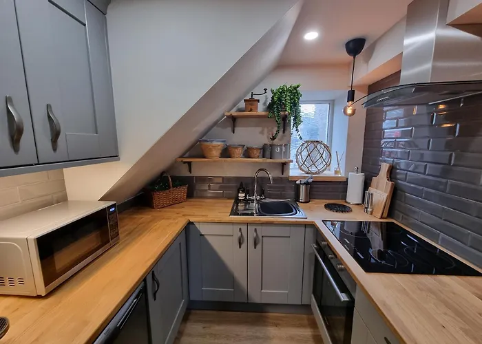 Rose Oulton Holiday home